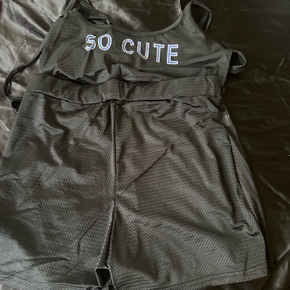 Two-piece outfit